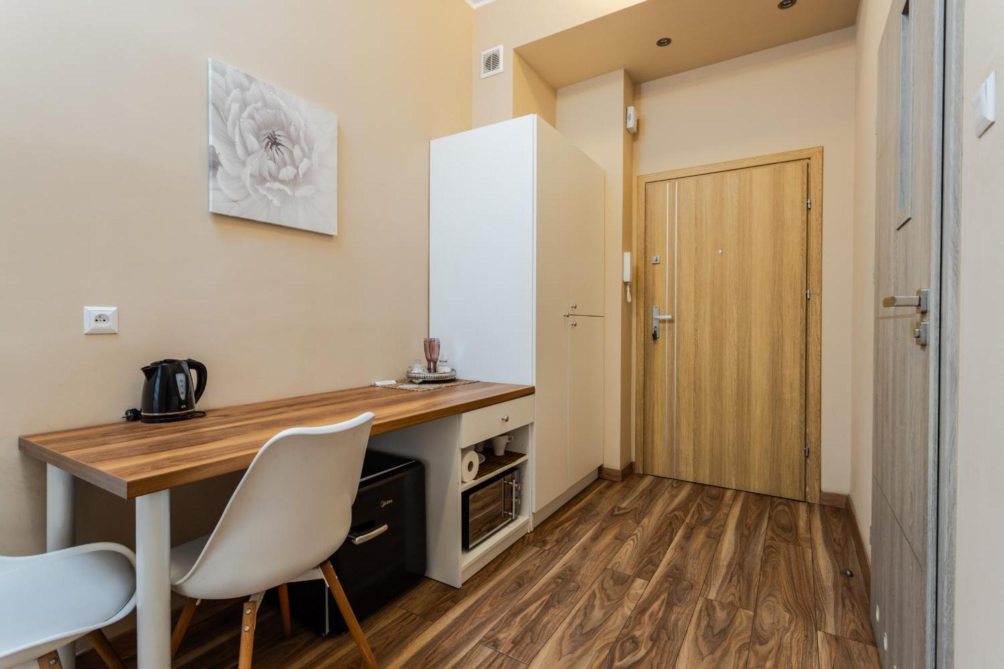 Functional And Comfortable Very Berry Studios In Poznan By Noclegi Renters Exterior photo